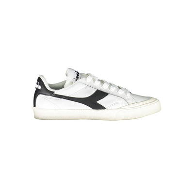 Diadora Sneaker aus weißem Stoff