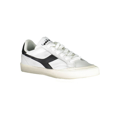 Diadora Sneaker aus weißem Stoff