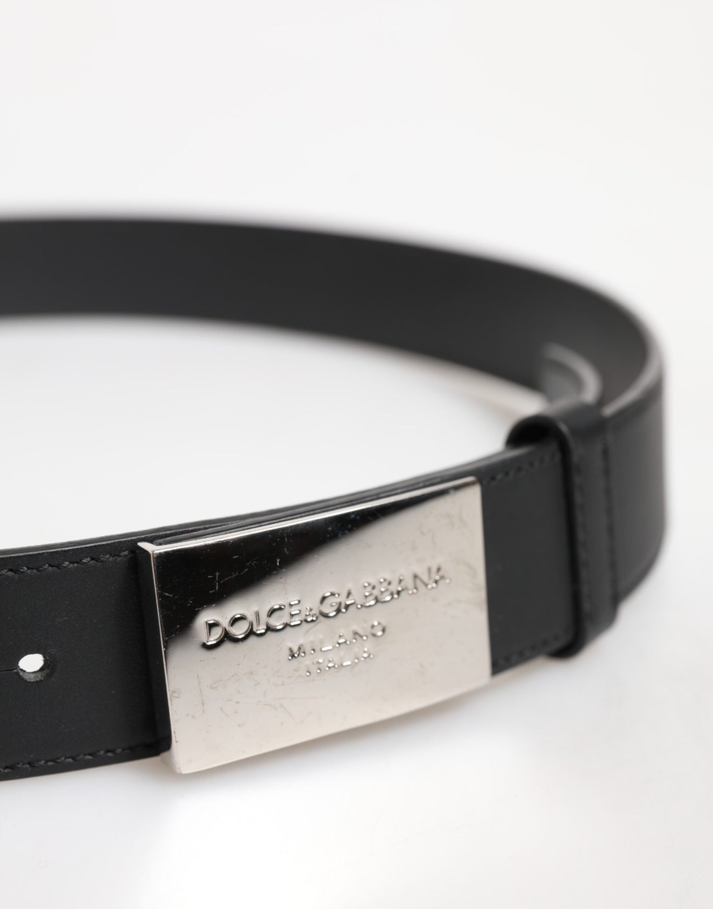 Dolce & Gabbana Schwarzer Leder-Gürtel mit klassischer Metall-Logo-Schnalle