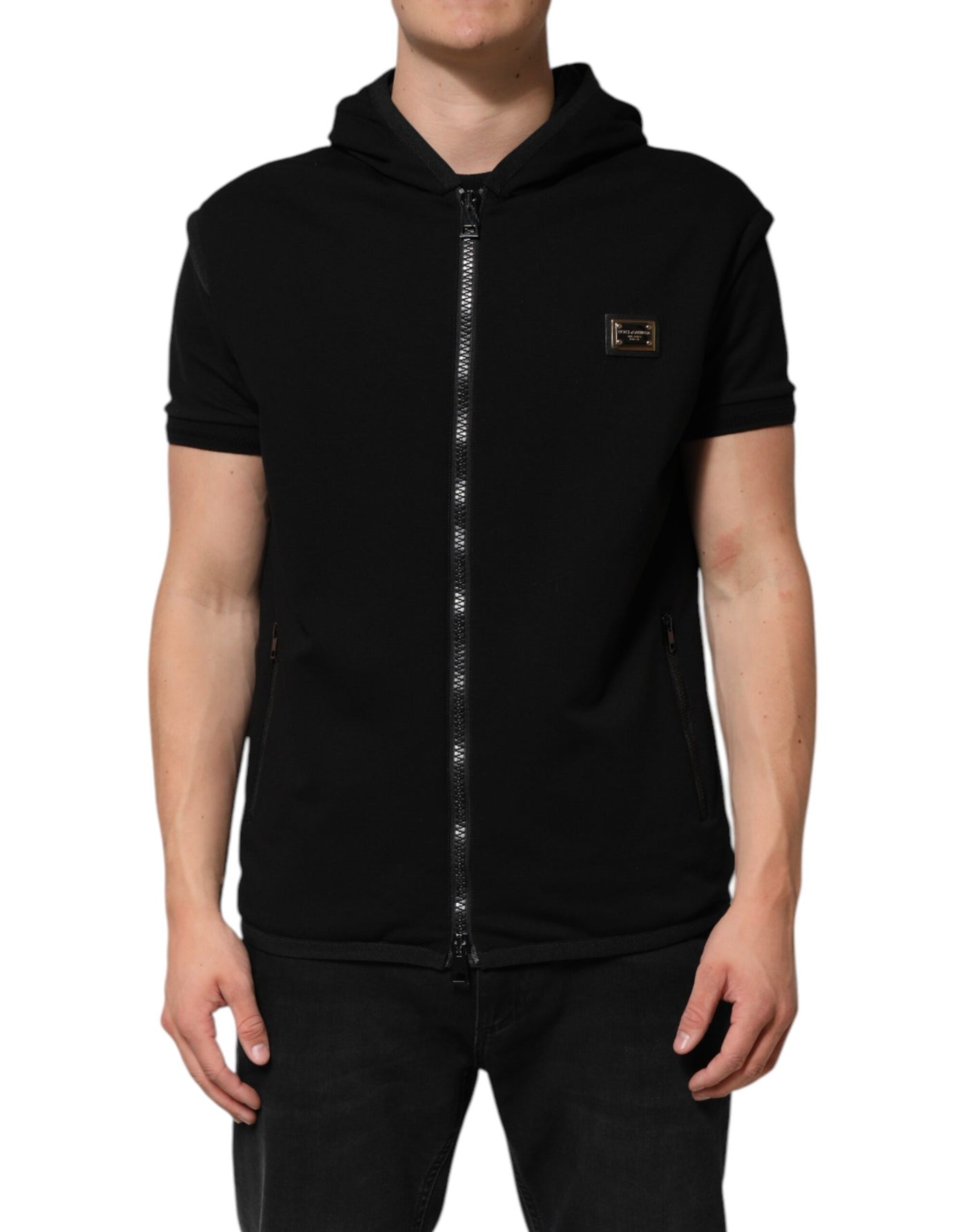 Dolce & Gabbana Schwarze ärmellose Jacke mit Kapuze und Logo-Plakette