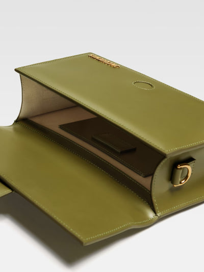 Jacquemus Le Grand Bambino Khaki Tasche
