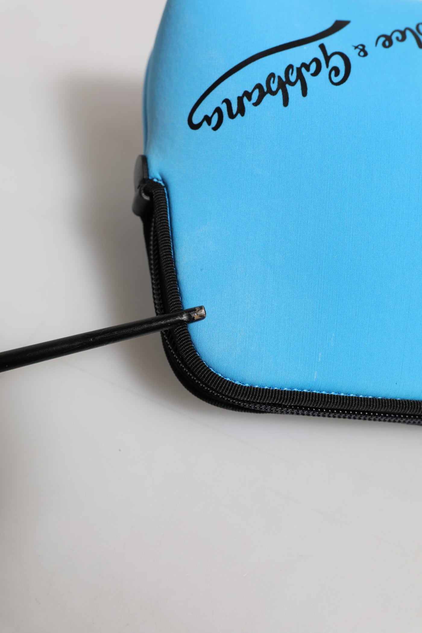 Dolce & Gabbana Blaue Nylon DG Logo Print Clutch Zip Pouch Tasche