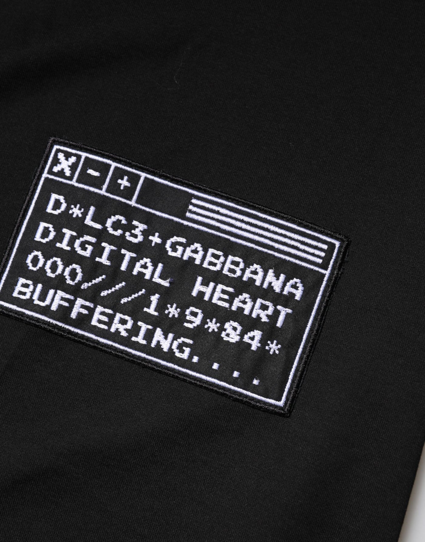 Dolce & Gabbana Schwarzes Logo-Patch T-Shirt mit Rundhalsausschnitt aus Baumwolle