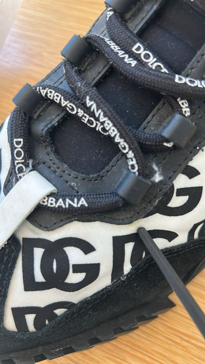 Dolce & Gabbana Schwarz Logo Lace Up Low Top NS1 Turnschuhe Schuhe