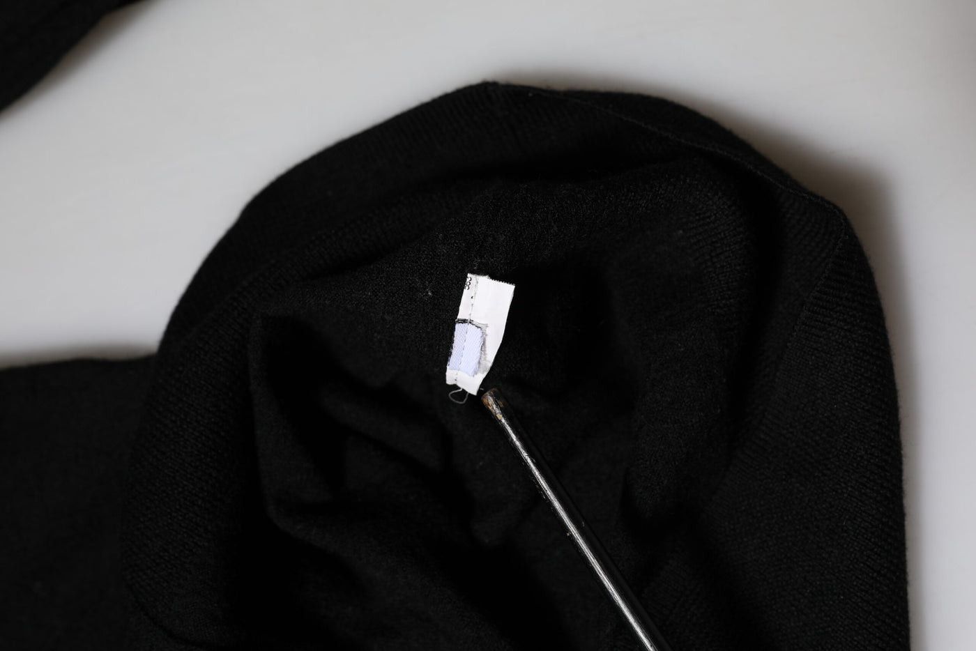 Dolce & Gabbana Schwarzer STAFF Rundhals-Strickpullover
