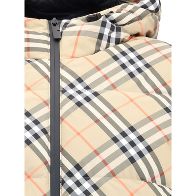 Burberry Karo-Daunenjacke mit Kapuze